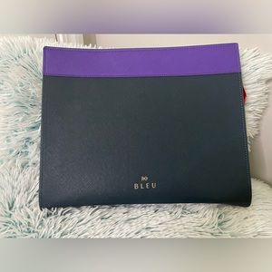 R+Co Bleu Cosmetics pouch.